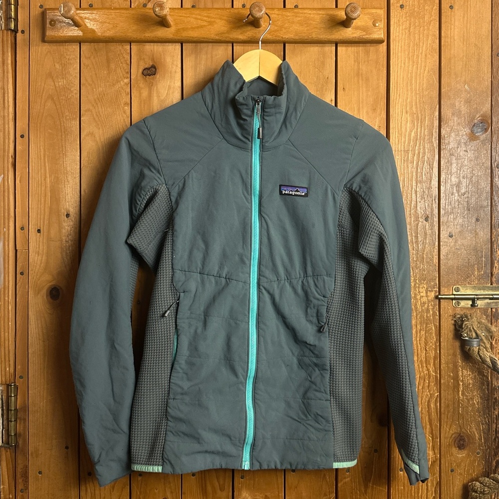 Patagonia Nano-Air Light Hybrid Jacket in Nouveau Green Women’s Size XS